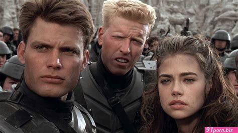 starship troopers tits|STARSHIP TROOPERS NUDE SCENES